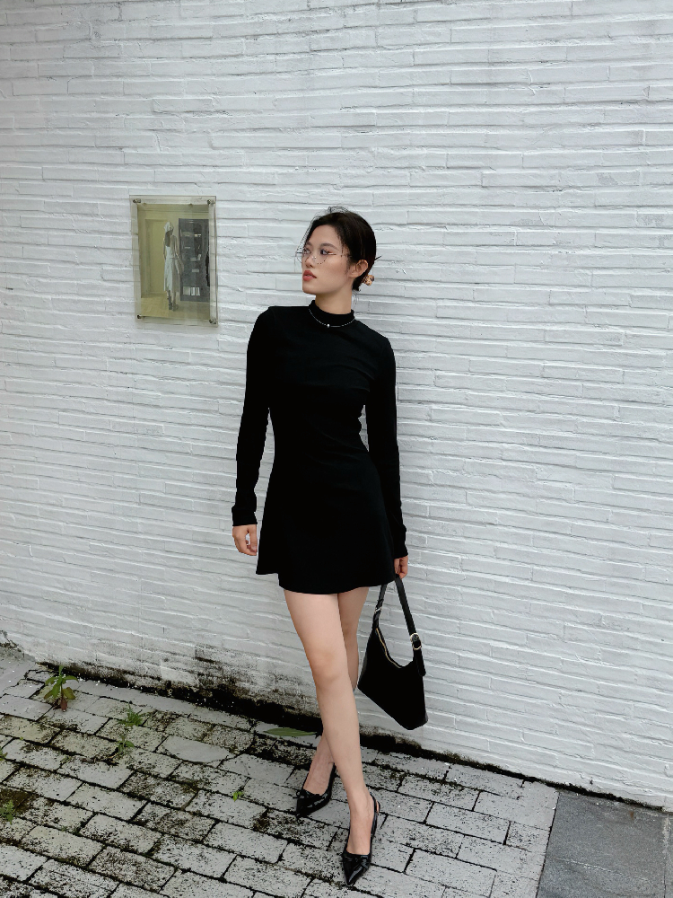 YIMEI气质半高领长袖群